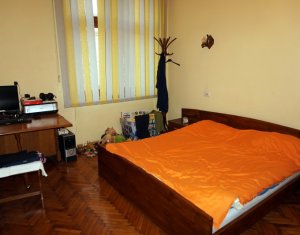 Vanzare apartament 2 camere, confort lux, centru