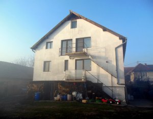 Vanzare casa familiala in Comsesti, posibilitate schimb