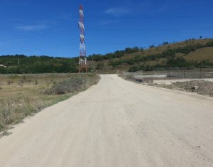 Vanzare teren in zona industriala