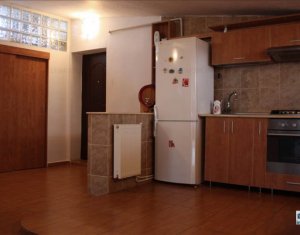 Appartement 3 chambres à vendre dans Cluj-napoca, zone Buna Ziua