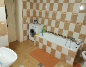 Vanzare apartament 2 camere, confort sporit, semicentral, zona USAMV