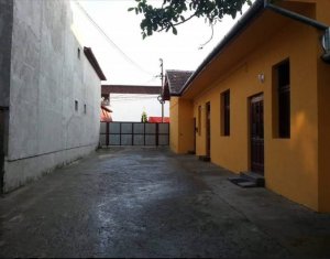 Casa calcan alipit, singur in curte, 421 mp teren liber de sarcini