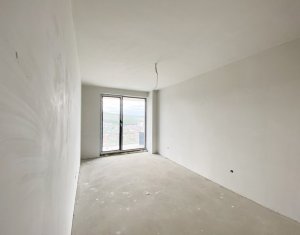 Apartament 4 camere, terasa de 37 m2 cu priveliste splendida, Zorilor