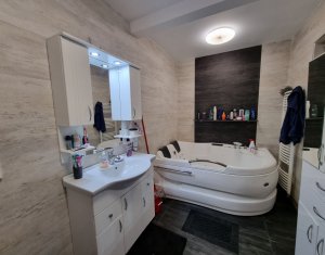 Apartament cu 4 camere in vila, zona LIDL Calea Baciului