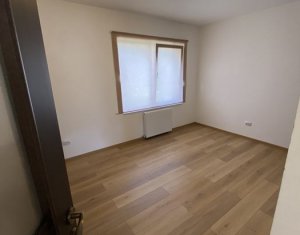 Appartement 3 chambres à vendre dans Cluj-napoca, zone Manastur