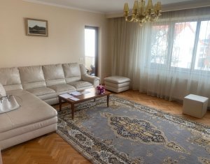 Apartament 4 camere, confort Lux, Andrei Muresanu, la 3 minute de P-ta Cipariu!