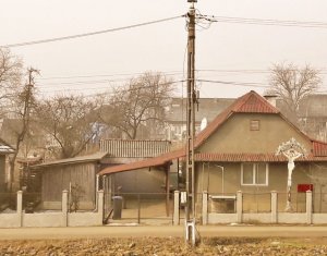 Vanzare casa la 10 km de Dej, Comuna Catcau, teren 1400 mp