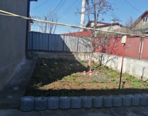 Casa cu gradina, front 12,5,  singur in curte, zona Intre Lacuri