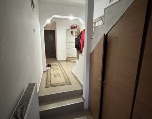 Maison 4 chambres à vendre dans Cluj-napoca, zone Iris