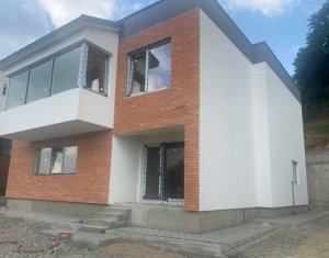 Casa noua, 220 mp, P+E, 719 mp teren,  zona deosebita, Floresti, Cluj