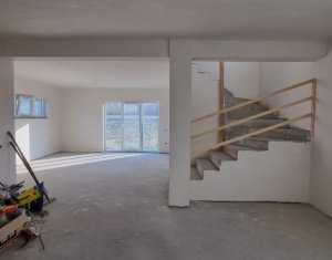 Casa P+1, 120 mp utili, garaj, Valea Chintaului