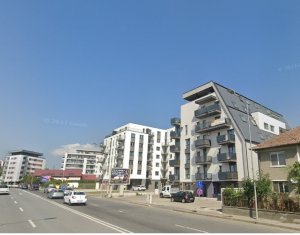 Espace Commercial à louer, 96m2 dans Cluj-napoca, zone Dambul Rotund