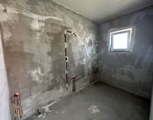 Duplex , 140mp utili+35mp mansarda, terasa 30, zona străzii Edgar Quinet