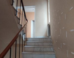 House 8 rooms for rent in Cluj-napoca, zone Centru