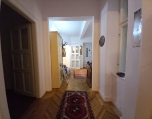 Apartment 3 rooms for rent in Cluj-napoca, zone Centru