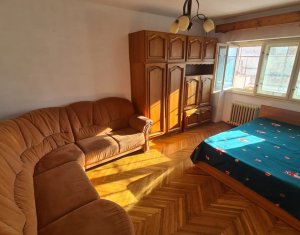 Appartement 3 chambres à vendre dans Cluj-napoca, zone Manastur