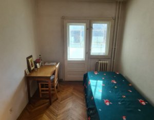 Appartement 3 chambres à vendre dans Cluj-napoca, zone Manastur