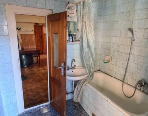 Appartement 3 chambres à vendre dans Cluj-napoca, zone Manastur