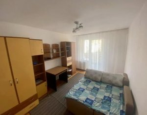 Appartement 3 chambres à vendre dans Cluj-napoca, zone Zorilor