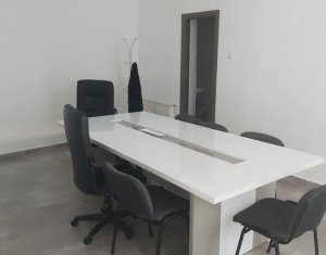 Appartement 3 chambres à vendre dans Cluj-napoca, zone Centru