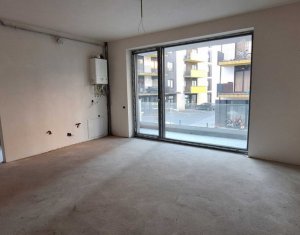 Apartament cu 2 camere, foarte spatios, 3 balcoane zona semicentrala Cluj-Napoca