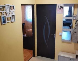 Appartement 3 chambres à vendre dans Floresti