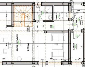 Corpadea, casa 2 niveluri, garaj, curte 776 m,  liniste, aer curat, acces parau 