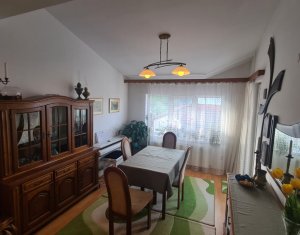 Apartament de 3 camere, finisat modern, cu PANORAMA SUPERBA asupra orasului ! 