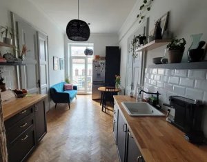 Apartament deosebit si spatios 86mp, semicentral strada Horea 