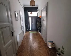 Apartament deosebit si spatios 86mp, semicentral strada Horea 