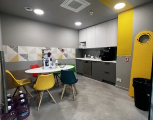 Bureau à louer dans Cluj-napoca, zone Marasti