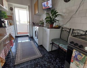 Apartament 3 camere, 2 bai, etaj intermediar, Zorilor, Cluj Napoca