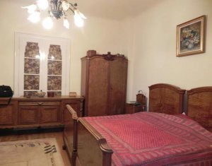 Apartament cu 3 camere, 100 mp, Centru