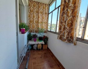 Apartment 3 rooms for sale in Cluj-napoca, zone Manastur