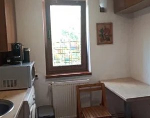 Appartement 3 chambres à vendre dans Cluj-napoca, zone Manastur