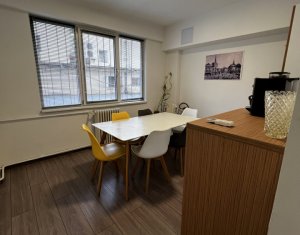 Bureau à louer dans Cluj-napoca, zone Centru