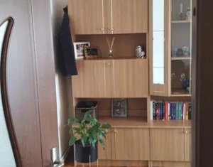 Appartement 3 chambres à vendre dans Cluj-napoca, zone Marasti