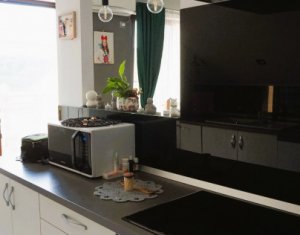 Appartement 3 chambres à vendre dans Floresti