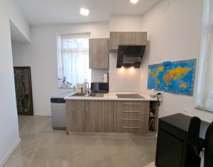 Vanzare casa 3 camere, Centrul Turda, 90mp utili, 70mp curte