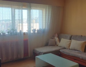 Appartement 3 chambres à vendre dans Cluj-napoca, zone Manastur