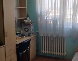 Appartement 3 chambres à vendre dans Cluj-napoca, zone Manastur