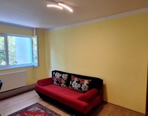 Inchiriere apartament 3 camere, in Gheorgheni, zona Politia Rutiera