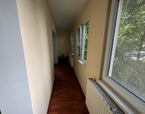 Appartement 3 chambres à louer dans Cluj-napoca, zone Marasti