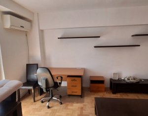 Appartement 3 chambres à louer dans Cluj-napoca, zone Marasti