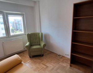 Appartement 3 chambres à louer dans Cluj-napoca, zone Marasti