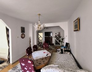 Casa 9 camere Gherla, strada linistita, pretabila pentru investitie - pensiune 