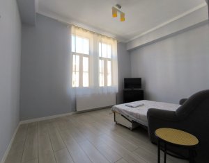 Apartament cu 4 camere in vila, Centru, zona Pietei Mihai Viteazul