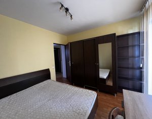 Apartament 3 domitoare,  2 bai, 2 terase, centru Mihai Viteazu