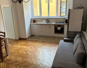 Apartament 3 camere, centru, zona P-ta Mihai Viteazu