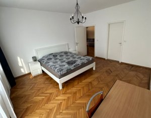 Apartament 3 camere, centru, zona P-ta Mihai Viteazu